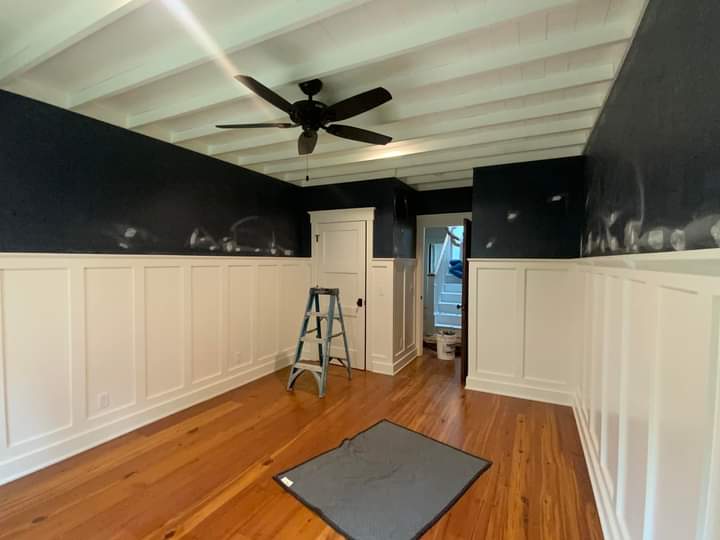 Wainscoting Munster, Indian